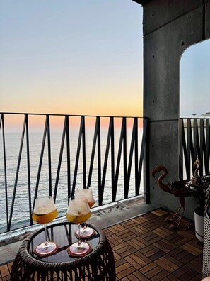 Property grounds - Luxury Oceanview Retreat Minutes from Valle’s Wineries & Gourmet Dining (El Sauzal)