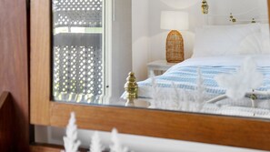 4 chambres, fer et planche à repasser, Wi-Fi gratuit, draps fournis