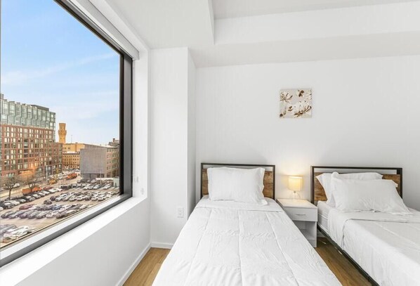 2 chambres, fer et planche à repasser, Wi-Fi, draps fournis
