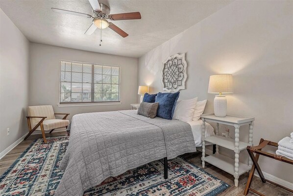 2 habitaciones, tabla de planchar con plancha y wifi gratis 