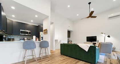 Sapphire Retreat - freshly renovated with mountain views!
