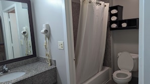 Combined shower/tub, free toiletries, towels, soap