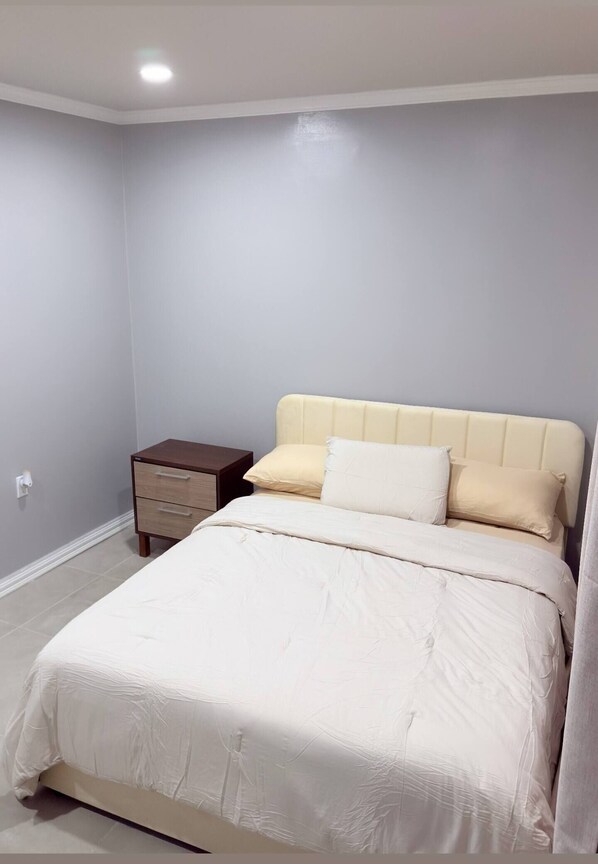 1 chambre, fer et planche à repasser, Wi-Fi gratuit, draps fournis