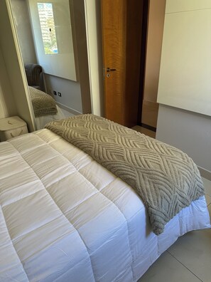 2 chambres, fer et planche à repasser, accès Internet, draps fournis