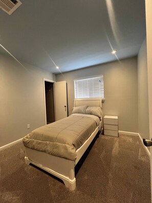 4 bedrooms, WiFi