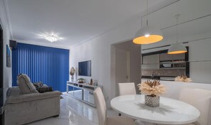 Living area -  Apto Charmoso no Coração de BC EMF1003 (Balneário Camboriú)