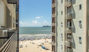 Beach - 3BR Apt w/ sea View in BC Downtown Eoa0803 (Balneário Camboriú)