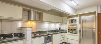 3BR Apt w/ BBQ 50m From Itapema Beach Epo001
