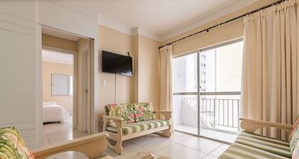 Sea View apt 130m From the Beach in BC Erg605