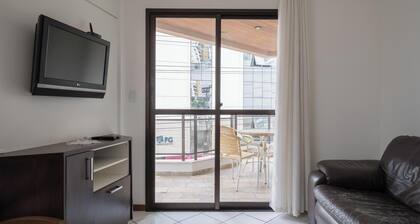 Apartment w Balcony 250m From Praia Central Erj101