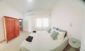 3 chambres, fer et planche Ă repasser, Wi-Fi, draps fournis