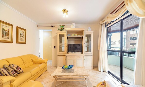 Apartemen Basic | Area keluarga