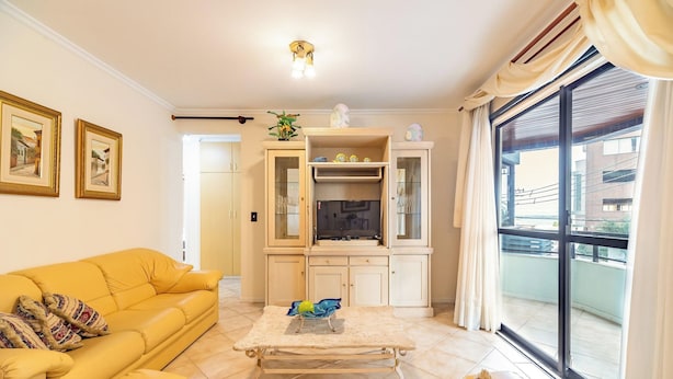 Living area - Apartment with barbecue, 3 bedrooms ERV0101 (Balneário Camboriú)