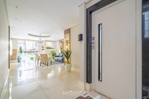 Interior - Apartment in BC Center With Side sea View Erz0502 (Balneário Camboriú)