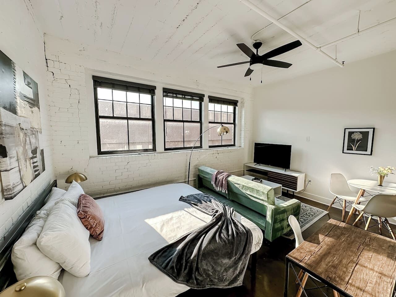 Desk, iron/ironing board, free WiFi, bed sheets