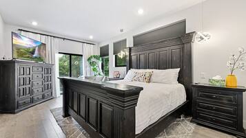 4 habitaciones, tabla de planchar con plancha y wifi gratis