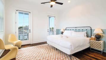 4 chambres, bureau, fer et planche à repasser, lit parapluie