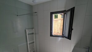 Shower, hair dryer, toilet paper - New 3-bedroom villa + SPA (Labenne)