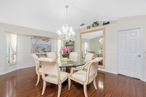 Dining - Newly Remodeled 4BR/3BR Canal Front Retreat w/ Pool Near Golf Course & Beach FL (Rotonda West)