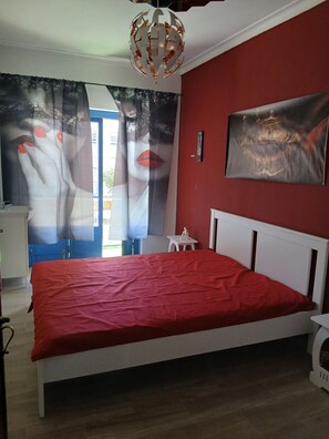 4 bedrooms, Internet, bed sheets