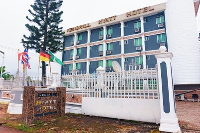 Kenbrill Hyatt Hotel