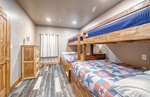 2 bedrooms, free WiFi, bed sheets