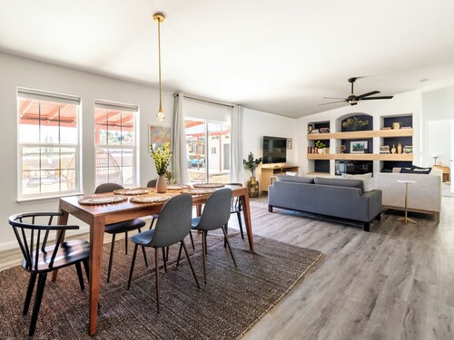 Starlight Oasis Home with Yoga Studio