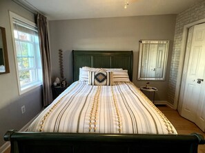 2 bedrooms, Internet, bed sheets