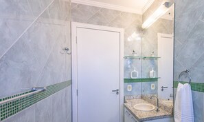 Basic-Apartment | Badezimmer