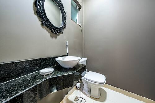 Basic Villa | Bathroom