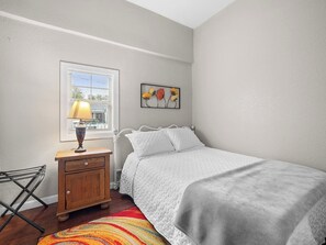2 bedrooms, free WiFi, bed sheets - *Mins 2 Alamo Ranch Hospital & River Center Mall * (San Antonio)