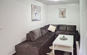 Smart-TV, Kamin, Tischfußball