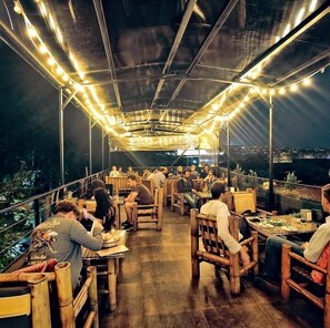 Lounge - HOTEL POINT (Tbilisi)