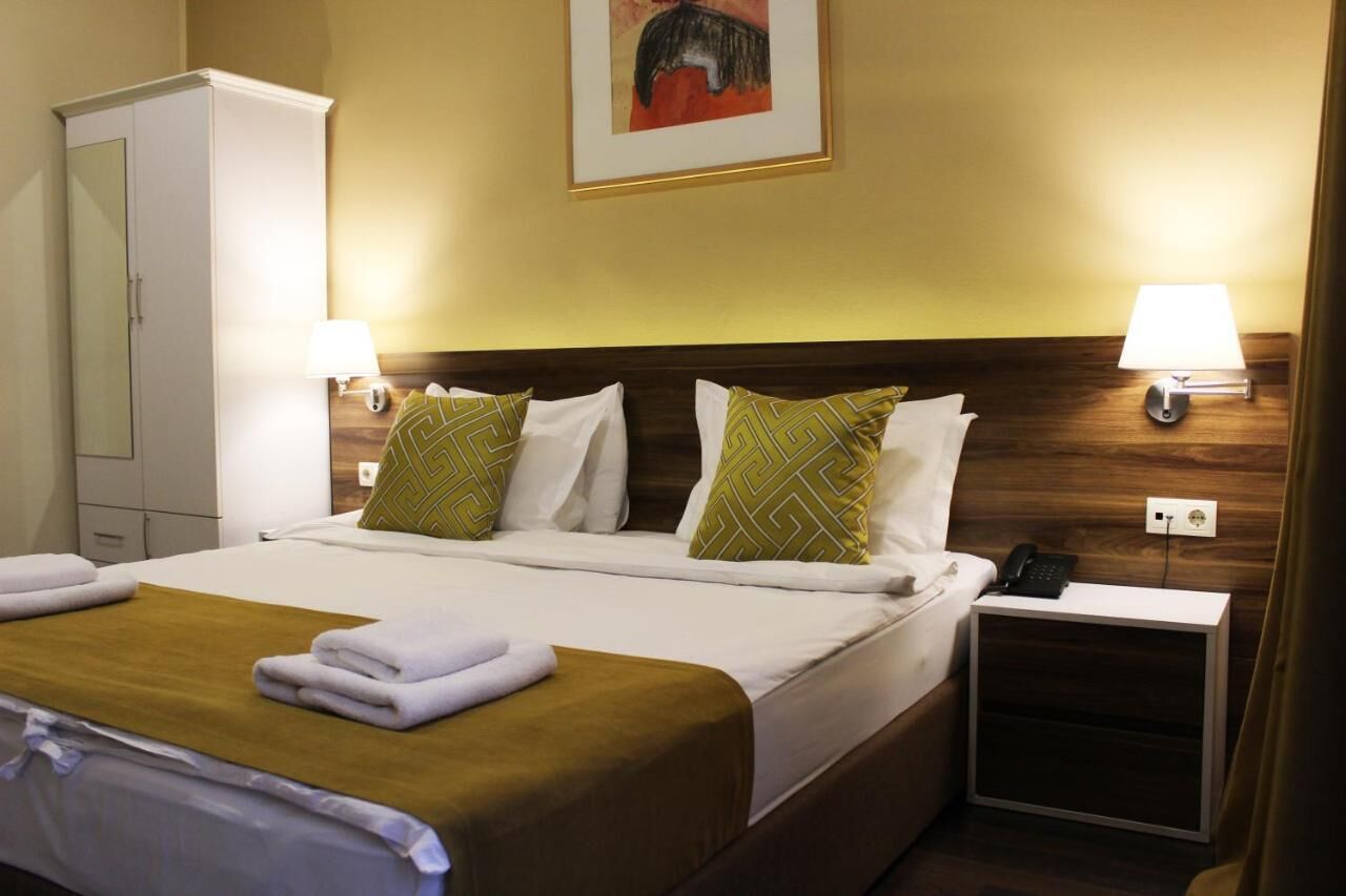 Tallelokero huoneessa, yksilöllisesti sisustettu