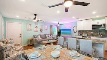 Televisie, videospelletjes, boeken en een kantoor