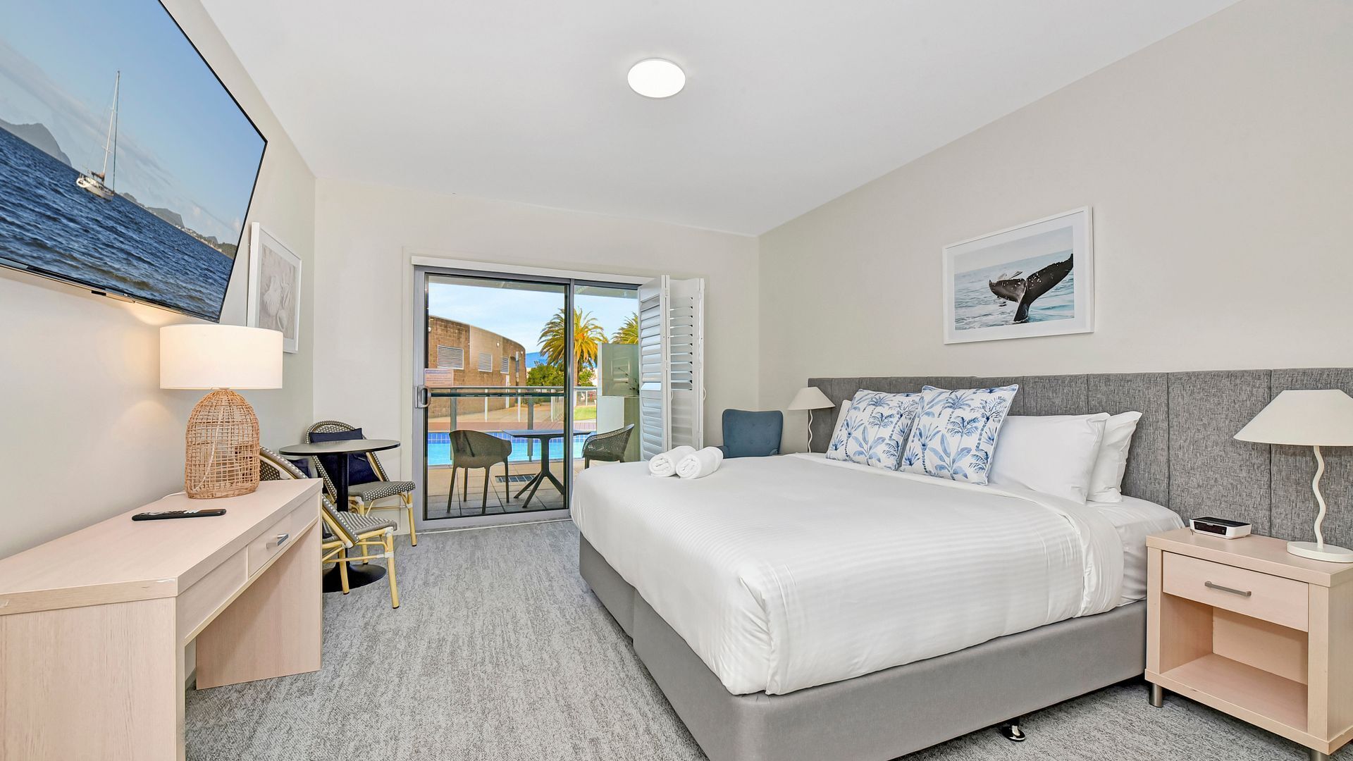 Iron/ironing board, free WiFi, bed sheets