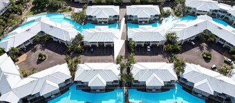 Pacific Blue Unit 175 Dual Swim Up