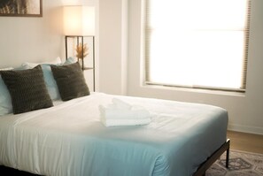 2 bedrooms, desk, iron/ironing board, travel crib