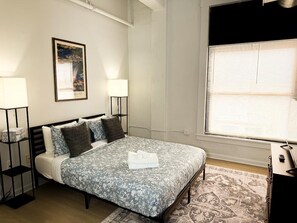 2 bedrooms, desk, iron/ironing board, travel cot