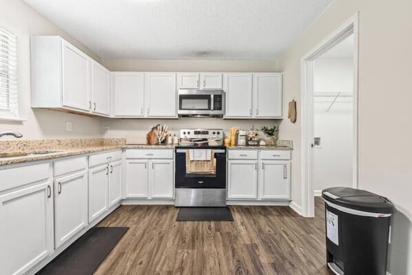 Microwave, oven, stovetop, dishwasher