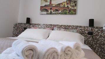 Desk, laptop workspace, free WiFi, wheelchair access