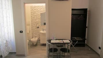 Desk, laptop workspace, free WiFi, wheelchair access