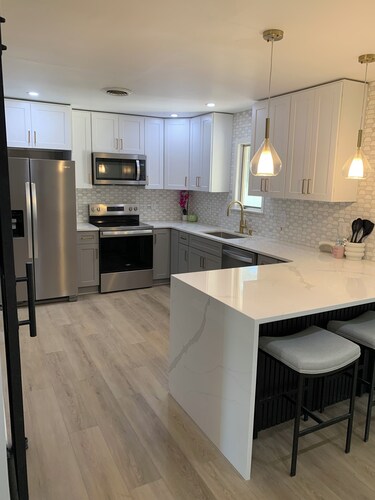 Charming 3-bedroom Ranch in delightful Dover with AC