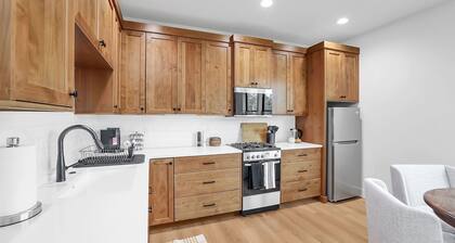 Cozy Mother In-Law Suite near Lake Cascade