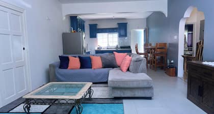 Charming 2-bedroom cottage in delightful Portland ,Jamaica West Indies with AC