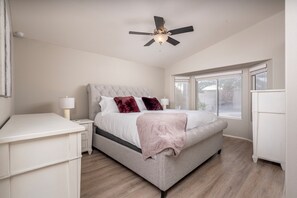 3 bedrooms, iron/ironing board, free WiFi, bed sheets