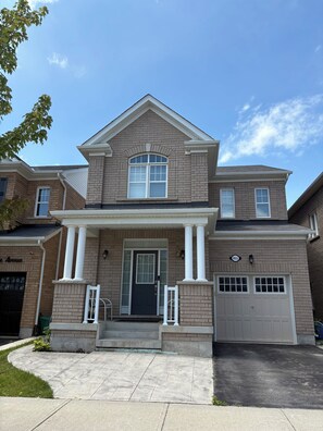 Exterior - Basement apartment with separate entrance (Milton)