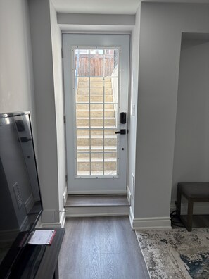 Interior - Basement apartment with separate entrance (Milton)