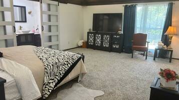 5 chambres, fer et planche à repasser, lit parapluie, Wi-Fi gratuit