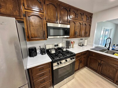 Family Fun Getaway - 3BR + Games & BBQ Patio